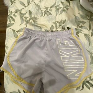 Nike Women's Athletic Shorts in Light Gray and Yellow